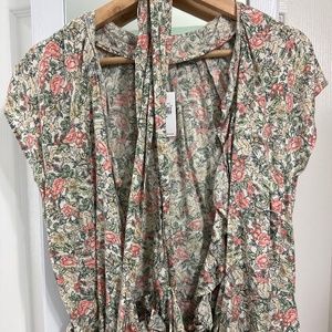 Old Navy floral wrap top